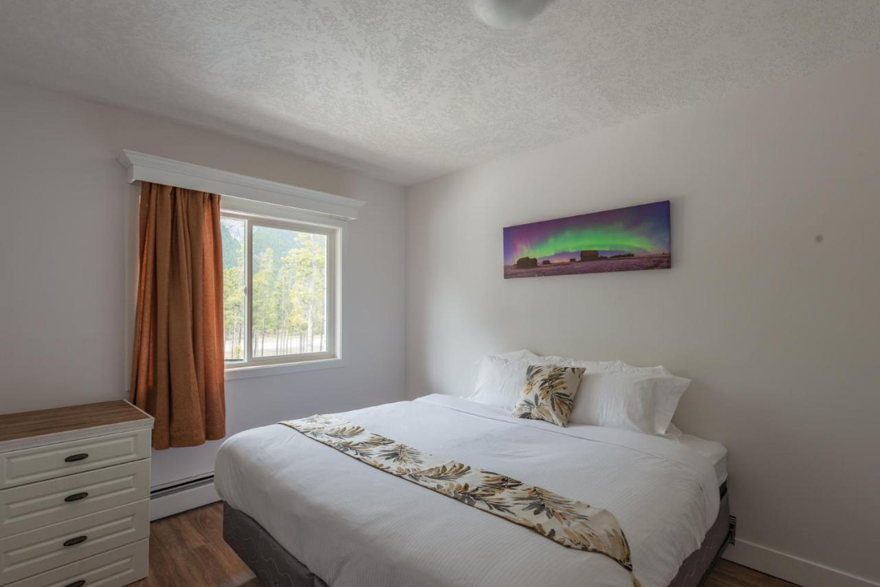 David Thompson Resort Cline River 외부 사진